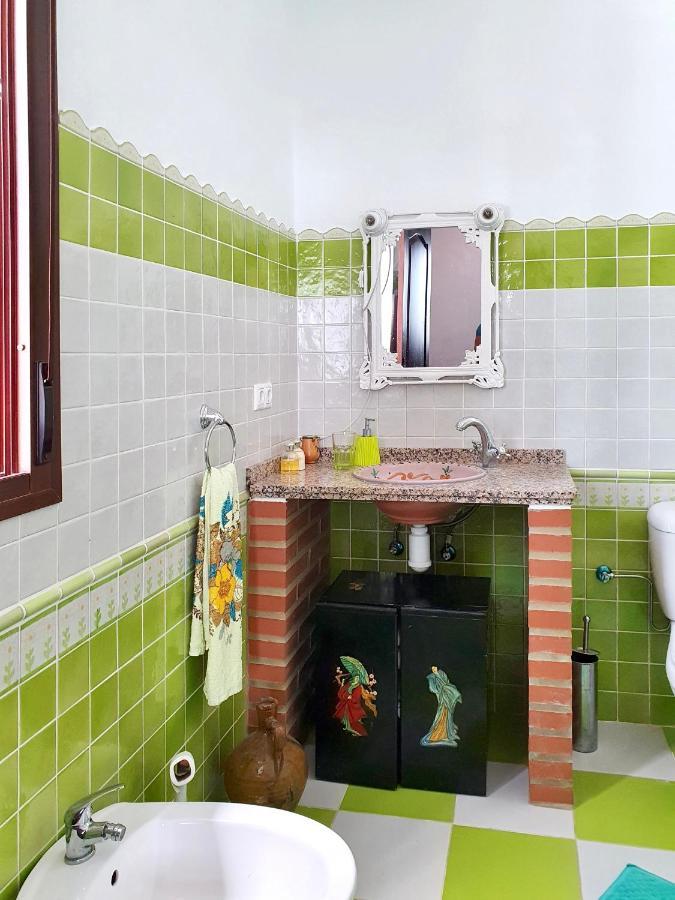 En-Suite Bedroom With Private Entrance At Casa Sofija Sedella Esterno foto
